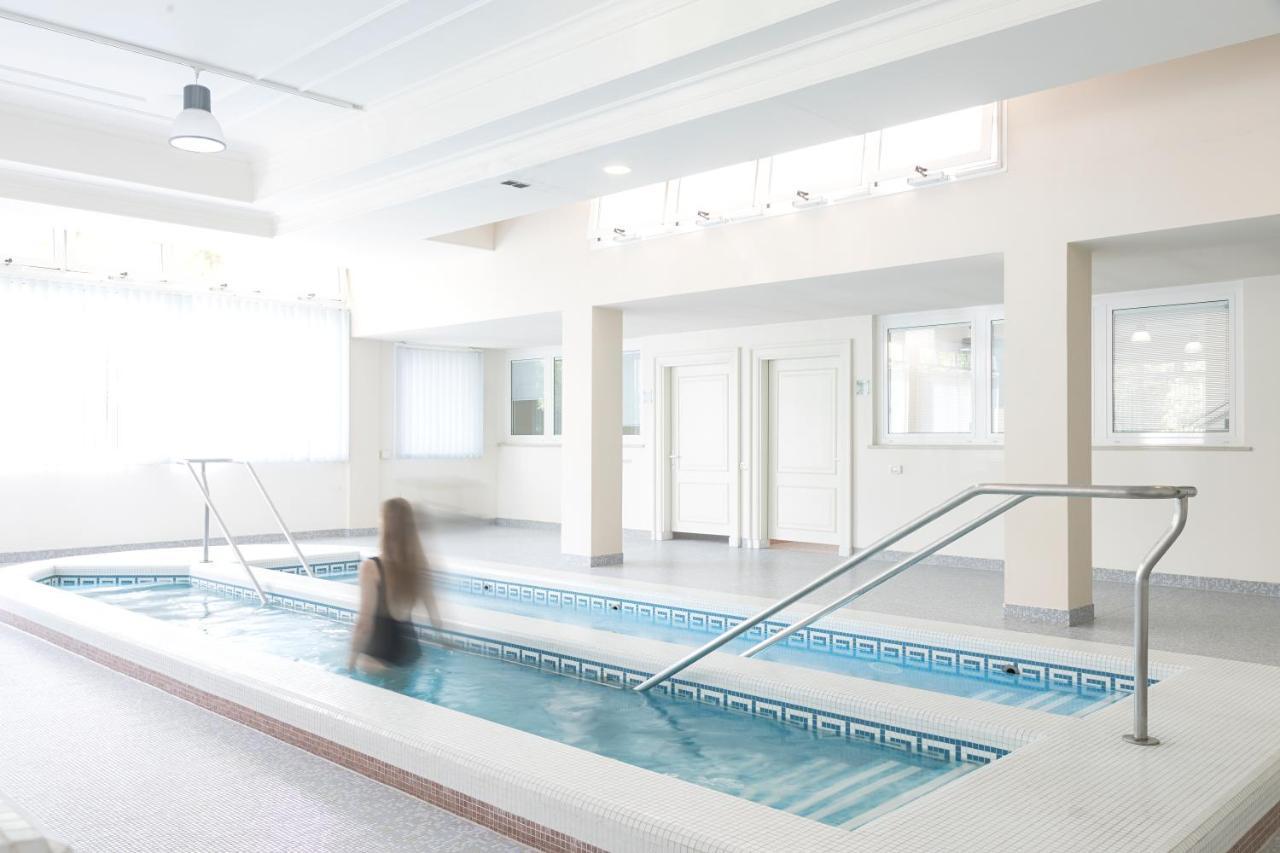 Hotel La Residence & Idrokinesis Abano Terme Bagian luar foto