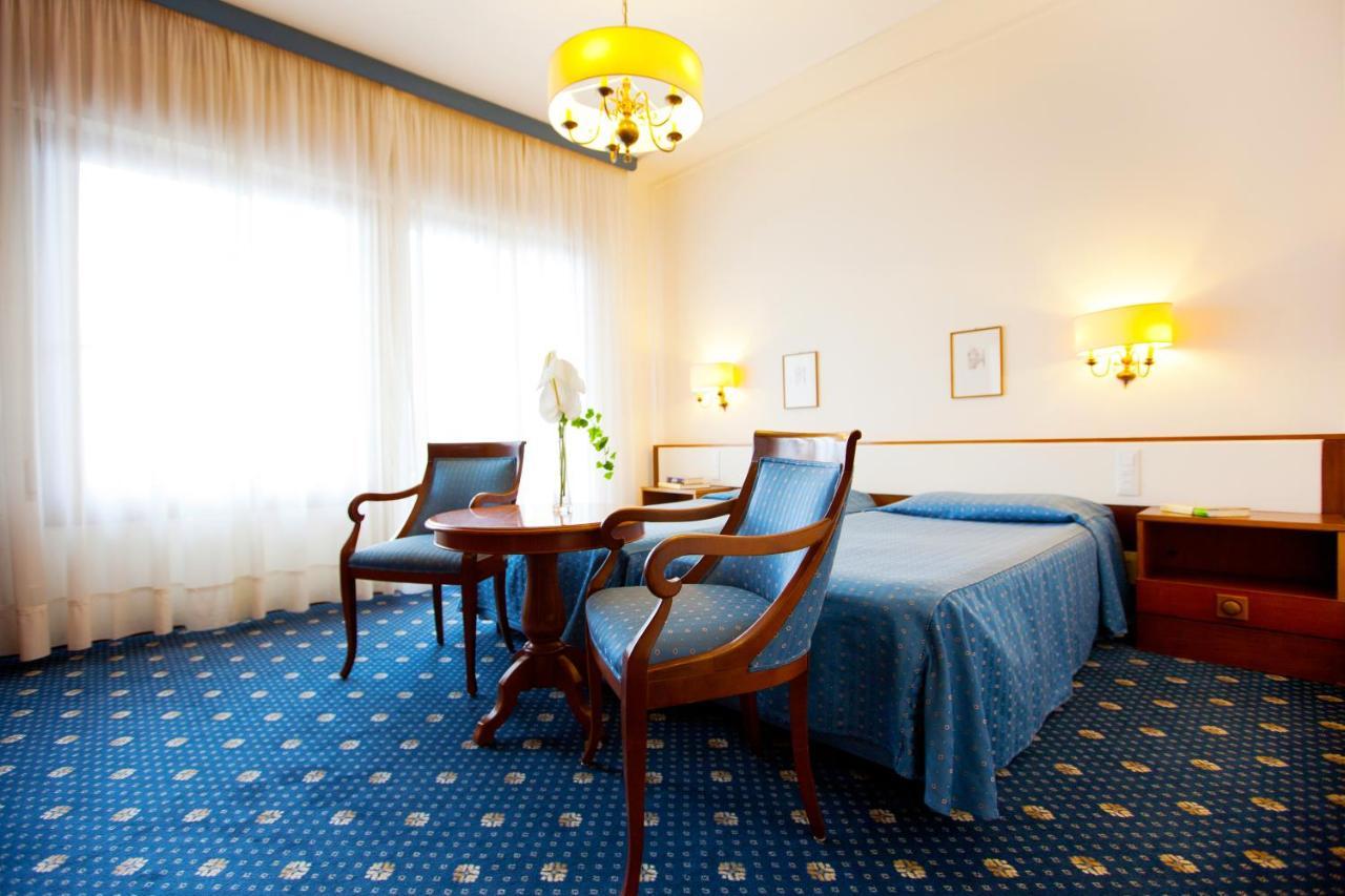 Hotel La Residence & Idrokinesis Abano Terme Bagian luar foto